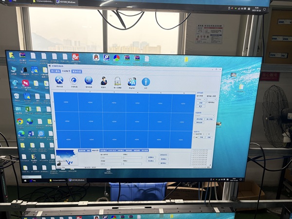 液晶拼接大屏老化測(cè)試.jpg 液晶拼接大屏老化測(cè)試.jpg